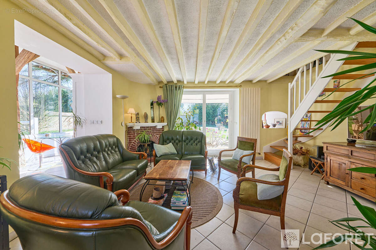 Maison à FONTAINEBLEAU