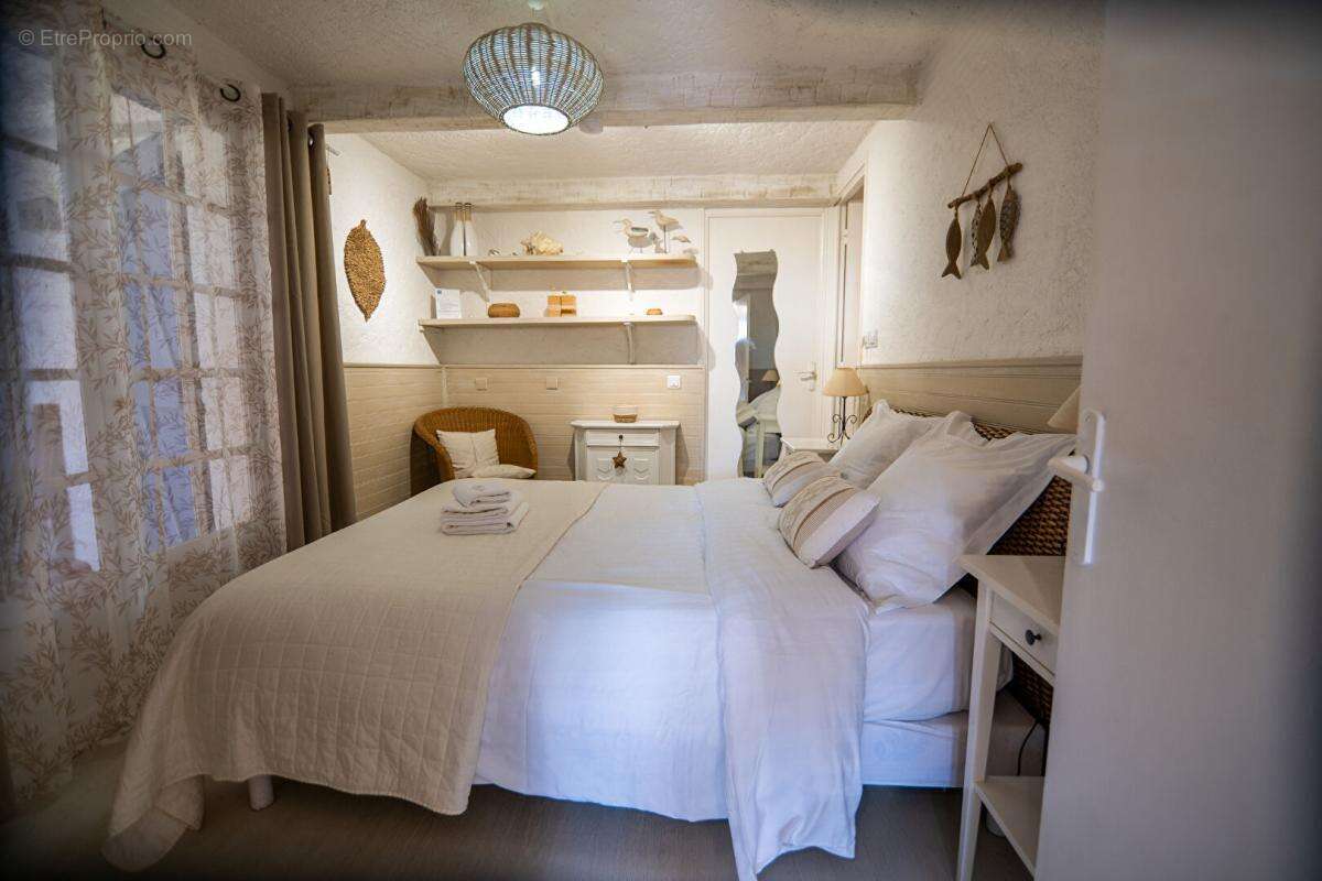 Maison à BORMES-LES-MIMOSAS