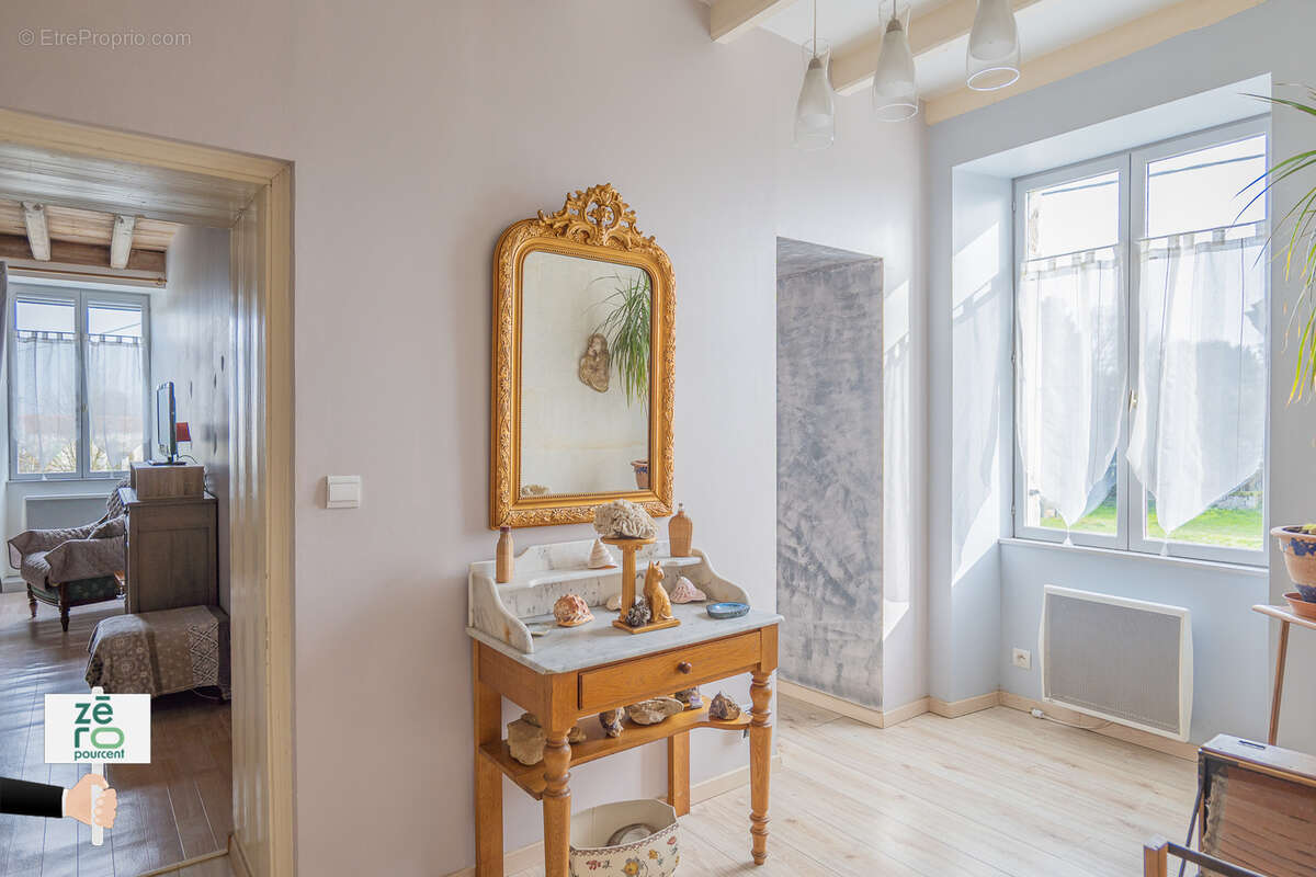 Maison à BOUILLE-COURDAULT