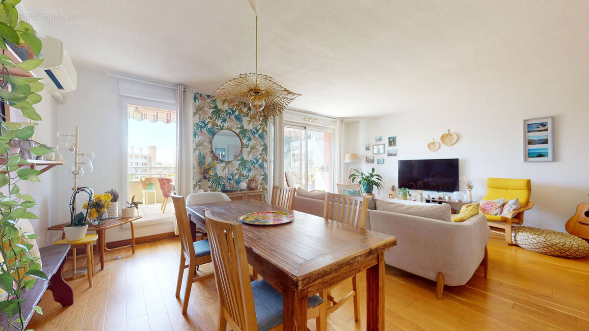 Appartement à MARSEILLE-13E