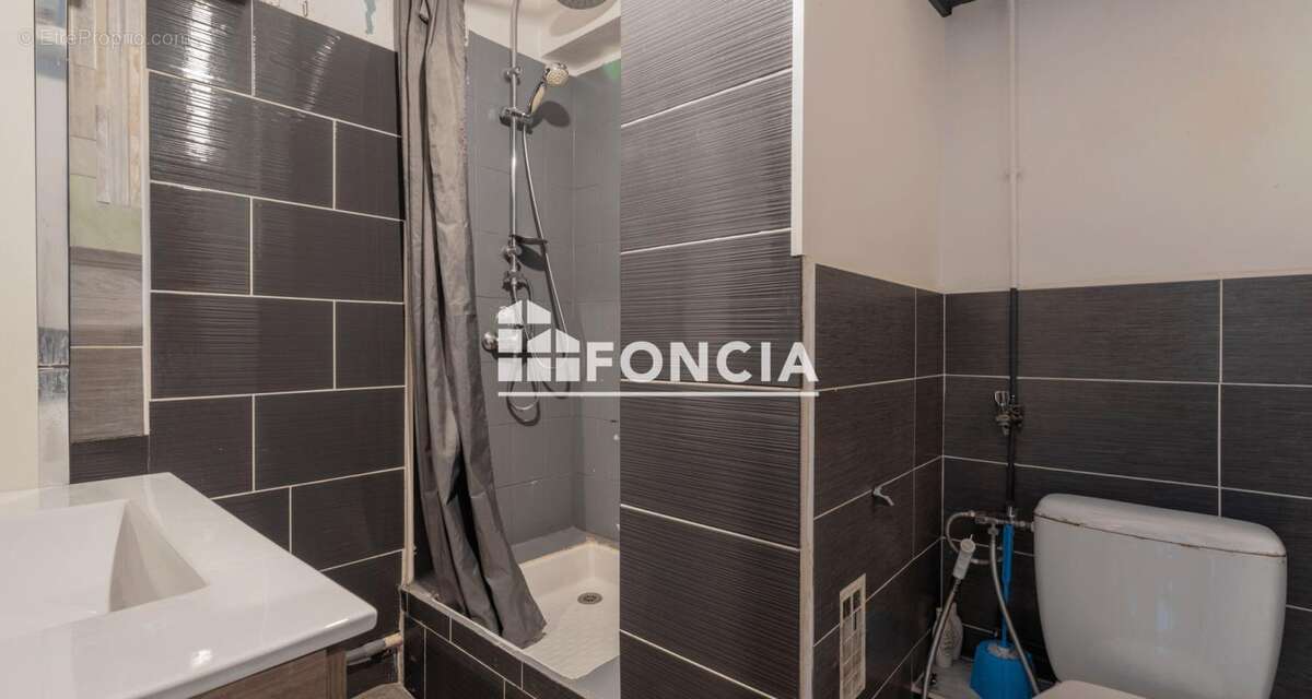 Appartement à MARSEILLE-9E