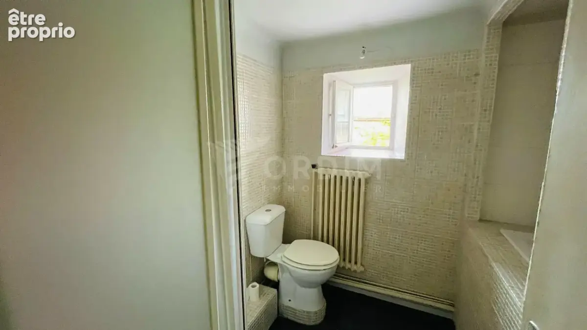 Maison de village à rénover avec terrain de loisirs - photo 7