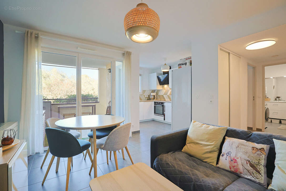 Appartement à LE PRADET