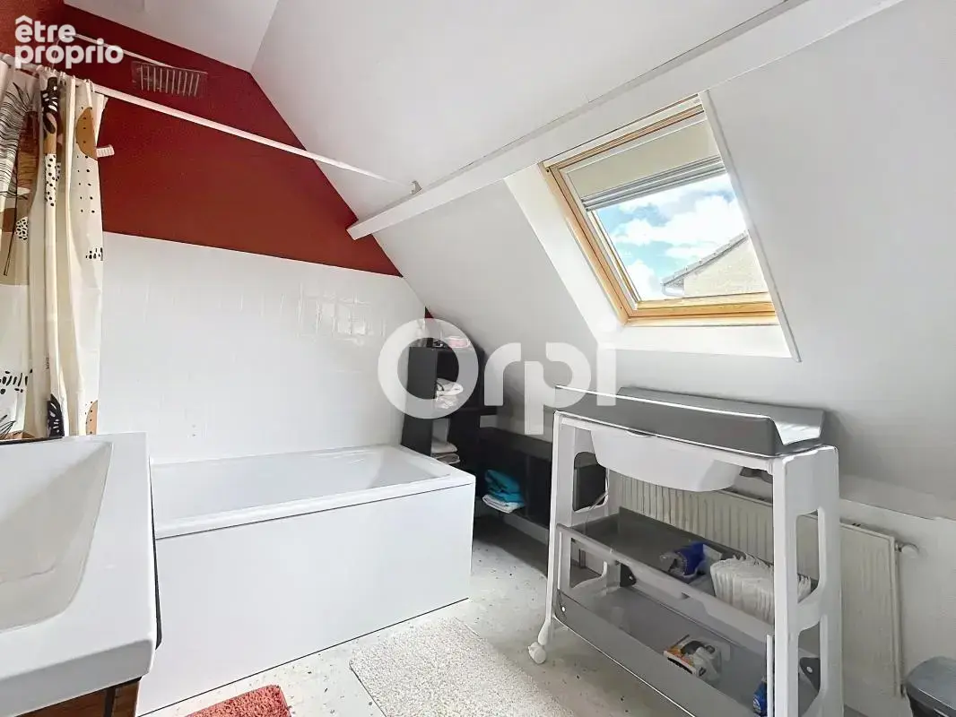 Maison À Vendre à Saint Pantaléon de Larche ! - photo 11