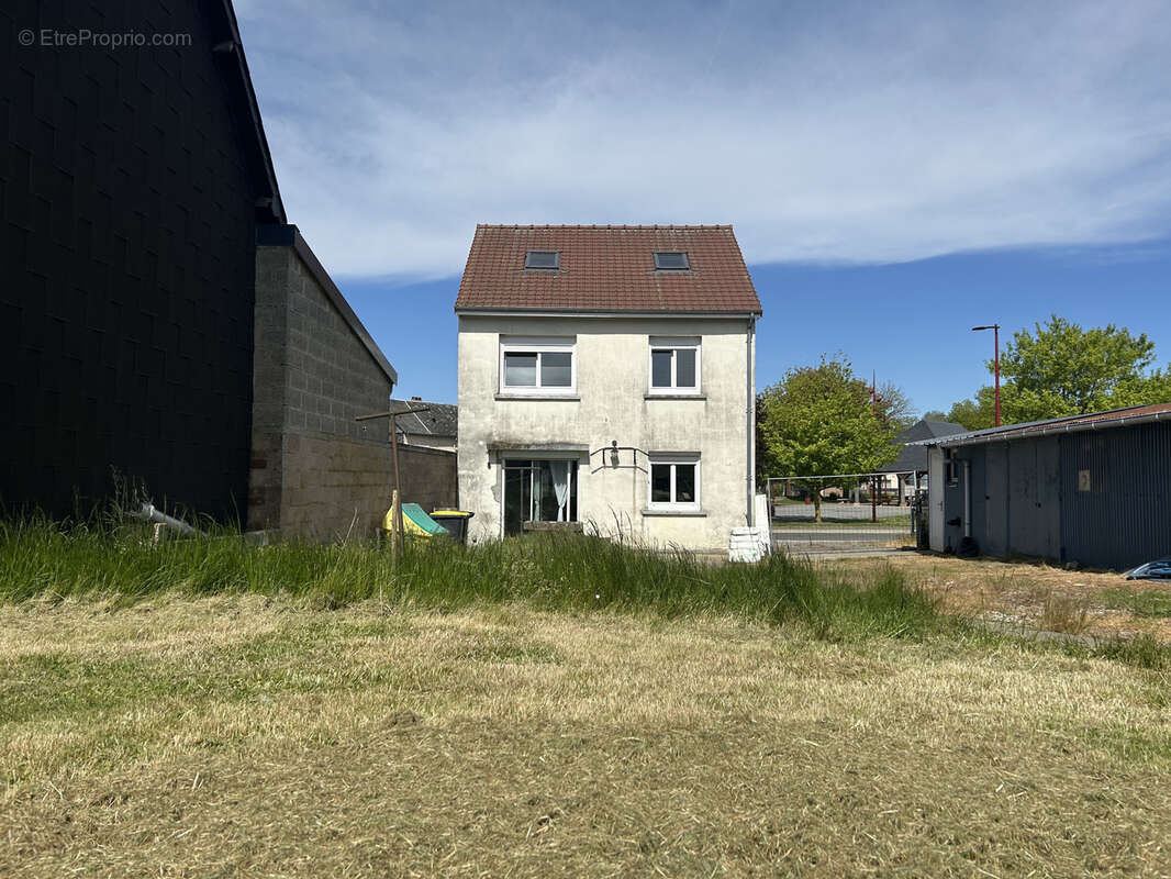 Maison à POIX-DE-PICARDIE