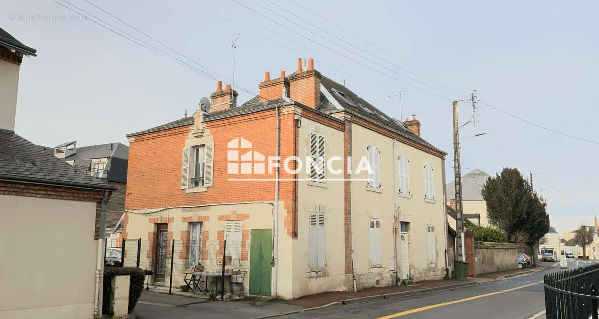 Appartement à OLIVET