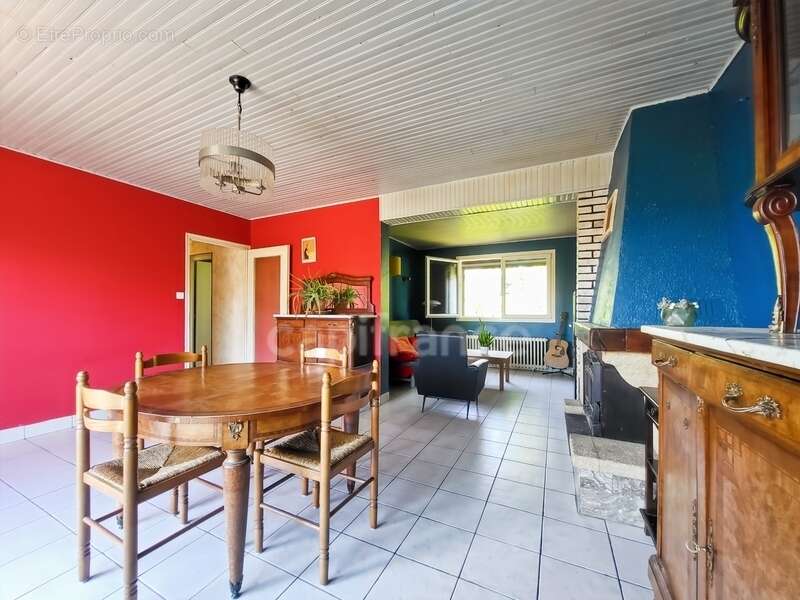 ETEVAUX, Maison sur sous-sol complet – 2 chambres et 1 bureau - photo 2