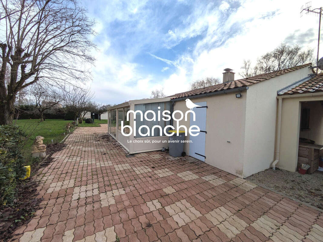Maison 114 m² à Angles  - photo 2