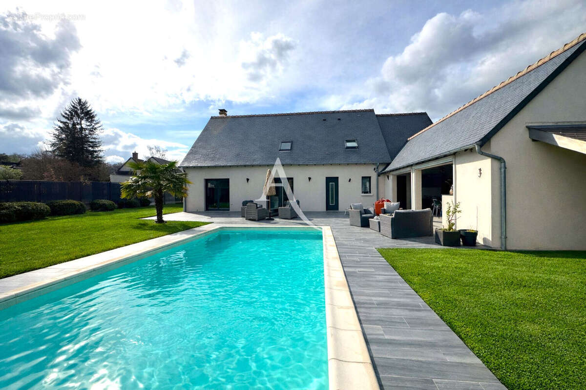 Maison d'architecte avec piscine - Pool House équipé -Prestations haut de gamme - Montlouis-sur-Loire - photo 2