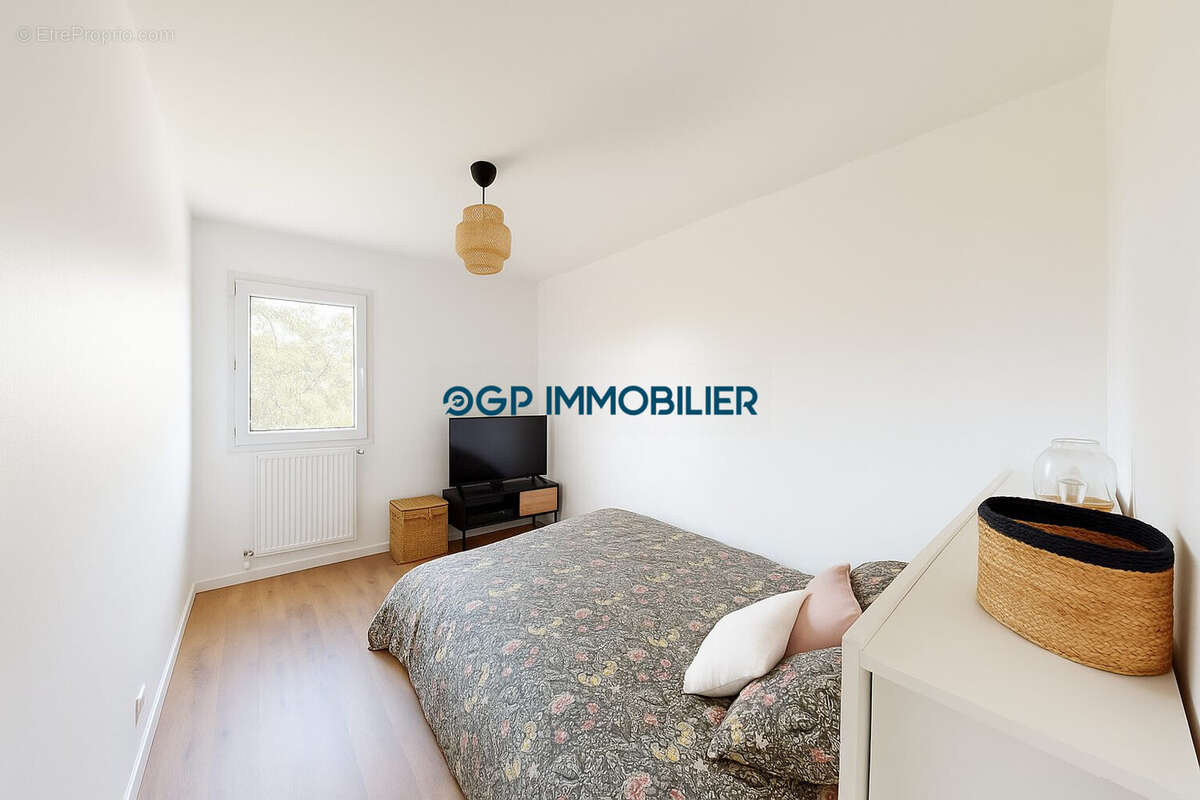 Appartement à CORNEBARRIEU