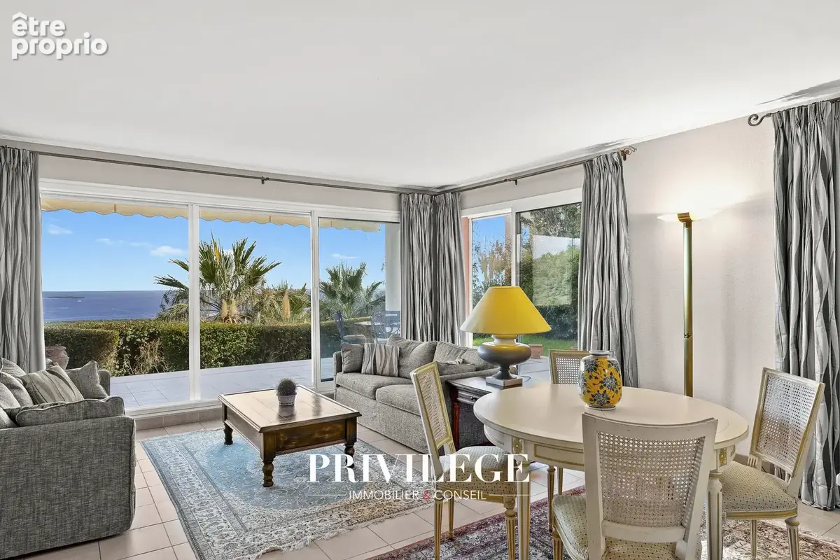 Exclusivité - Grand Duc - Vue féerique - Somptueux appartement 4 Pièces - photo 3