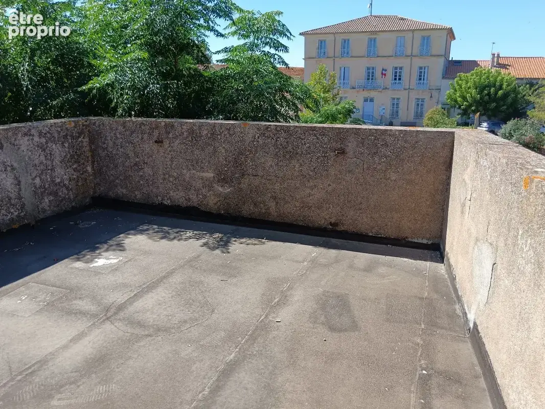 Poilhes - Maison vigneronne avec vue sur le Canal du Midi, garages et T2 indépendant - photo 6