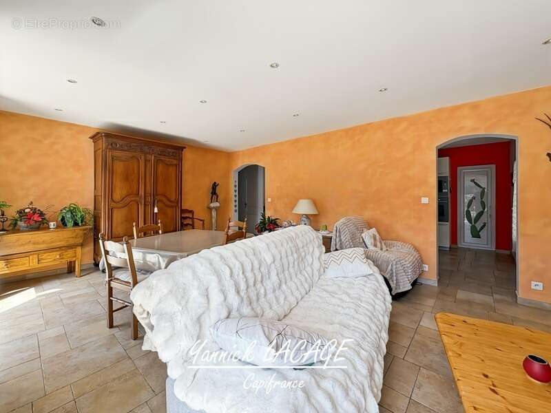 Maison à LA PENNE-SUR-HUVEAUNE