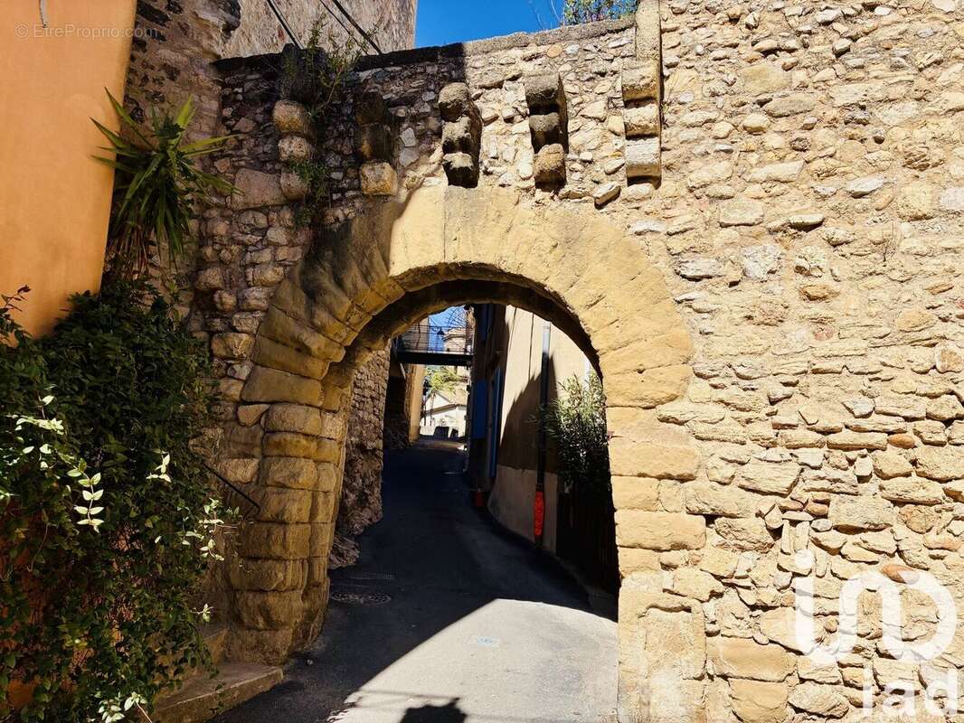 Photo 2 - Appartement à EYGUIERES