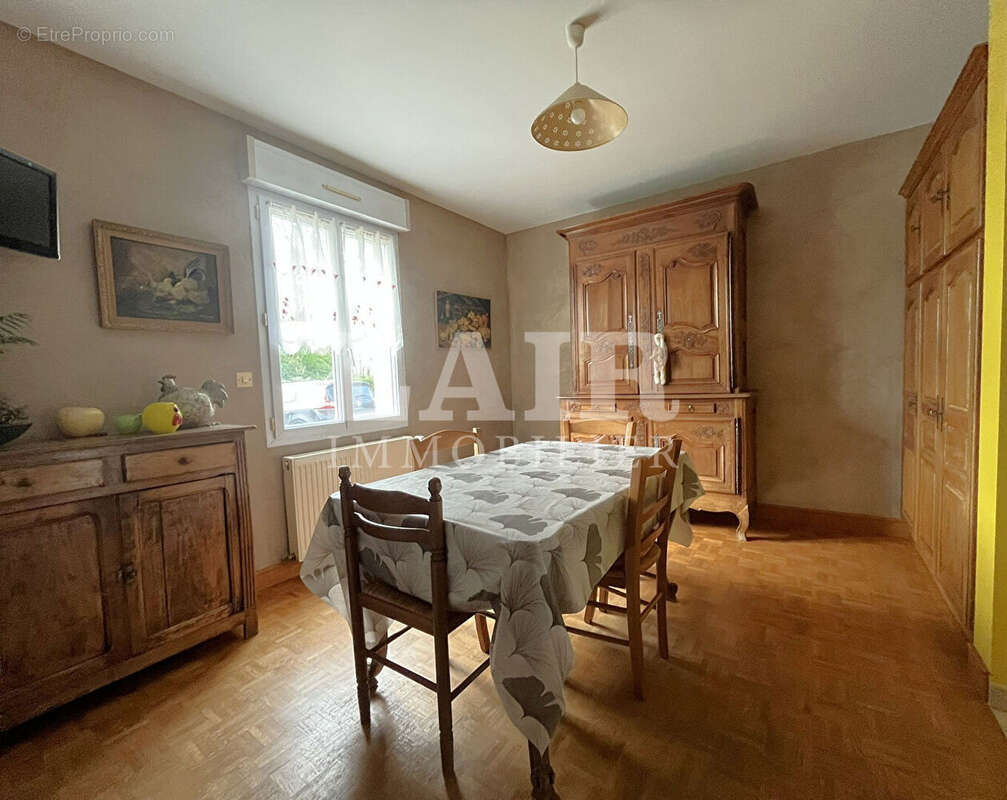 Maison à MORTAGNE-AU-PERCHE