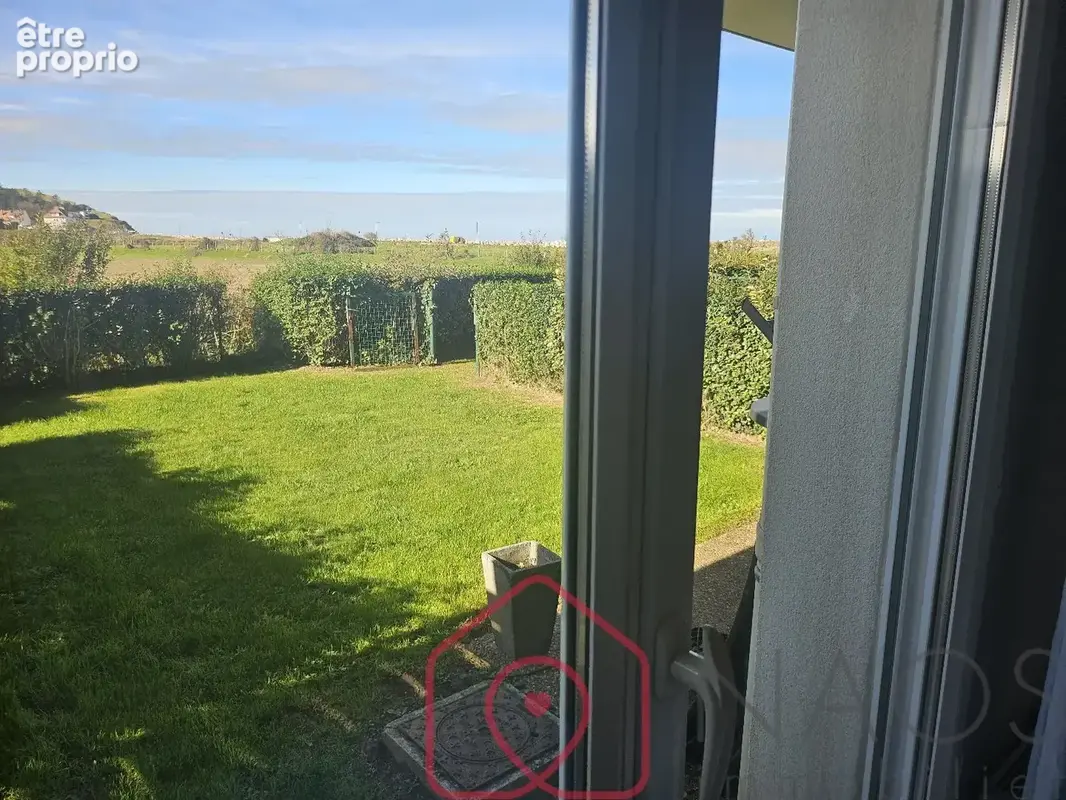 Appartement t2/t3 en rez-de-jardin à moins de 50 metres de la plage - photo 2