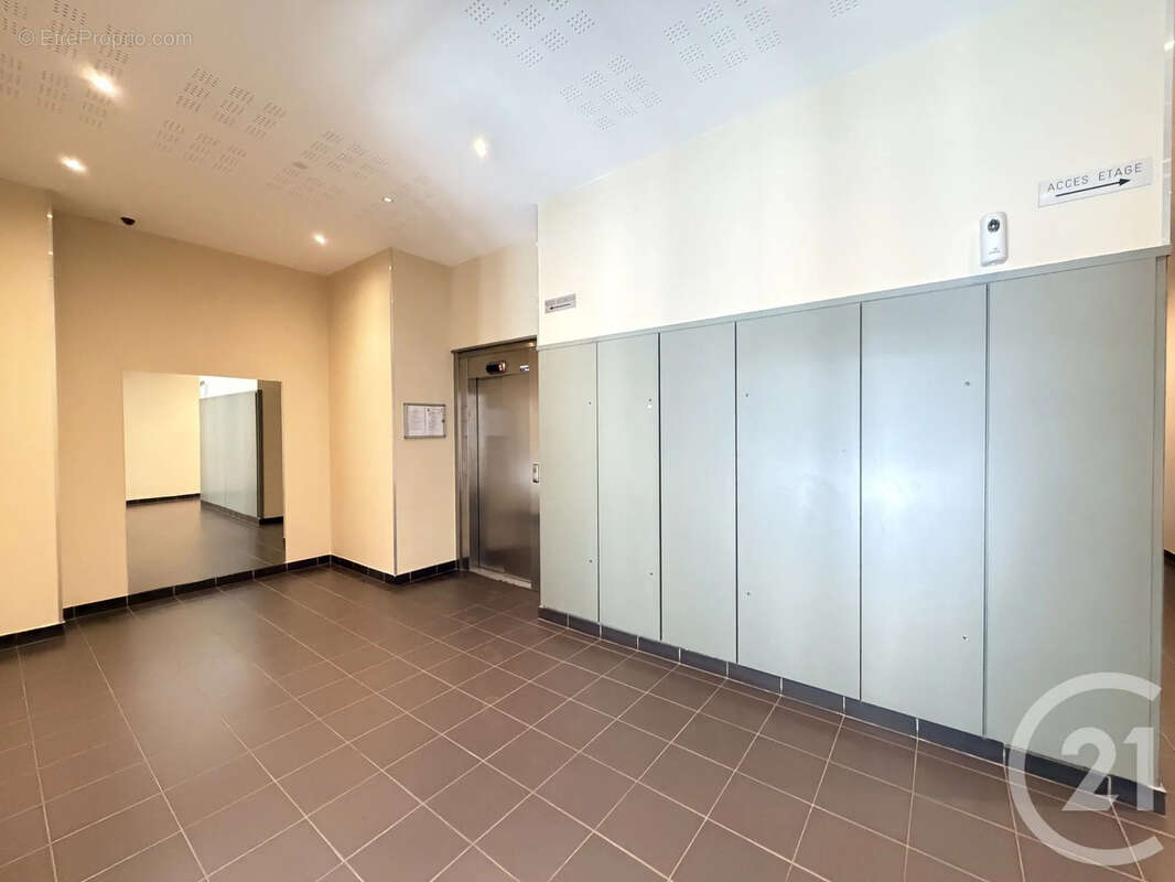 Appartement à MONTROUGE