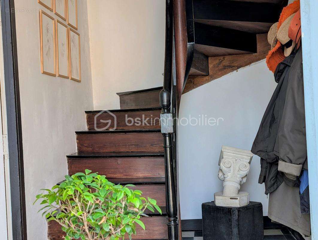 Maison à LE MAS-D'AGENAIS