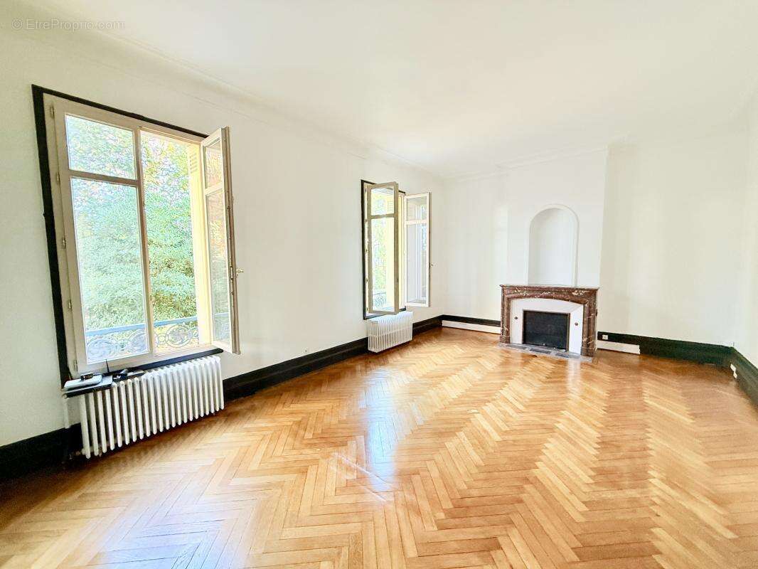 Appartement à BEGLES