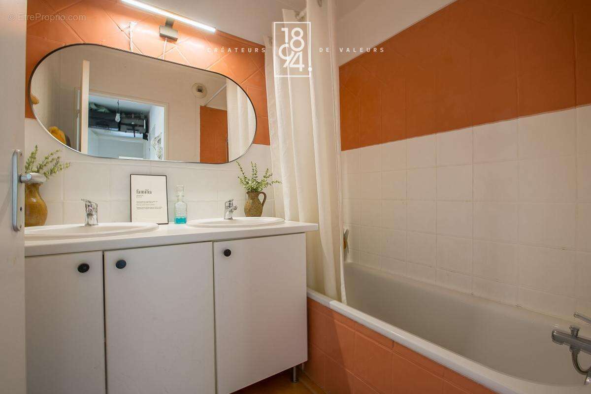 Appartement T3 à vendre Aix La Duranne (13100)  69 m²  Terrasse 14m2 I Parking - photo 13