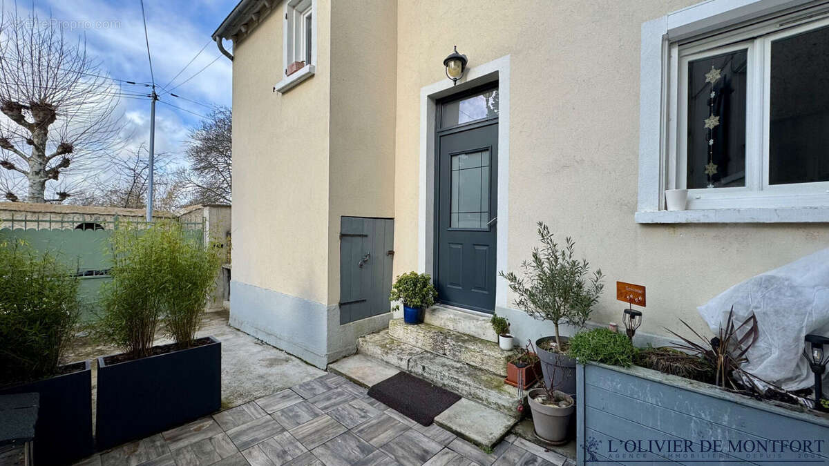 Maison à MONTFORT-L'AMAURY