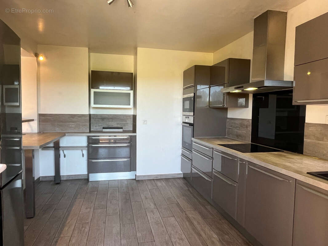 Maison à SAINT-VALLIER-DE-THIEY