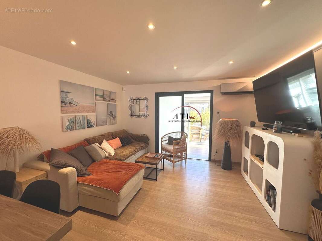 Appartement à GRIMAUD