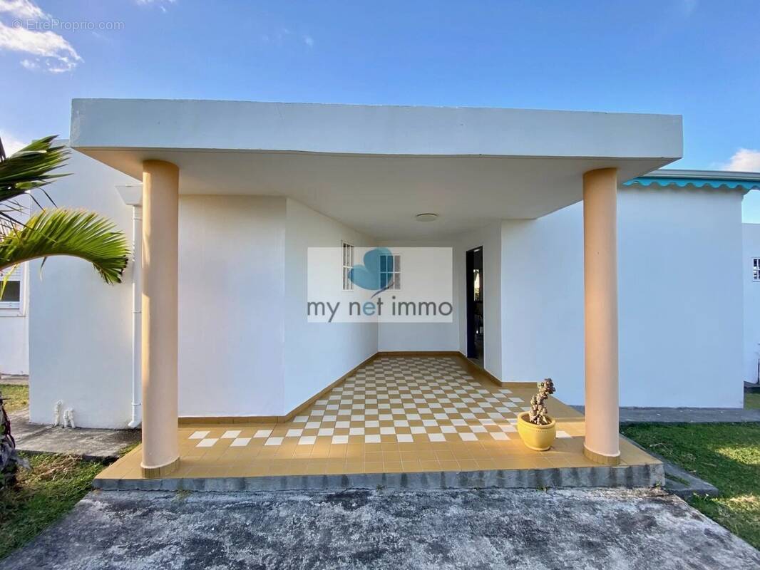 Maison à SAINTE-ANNE