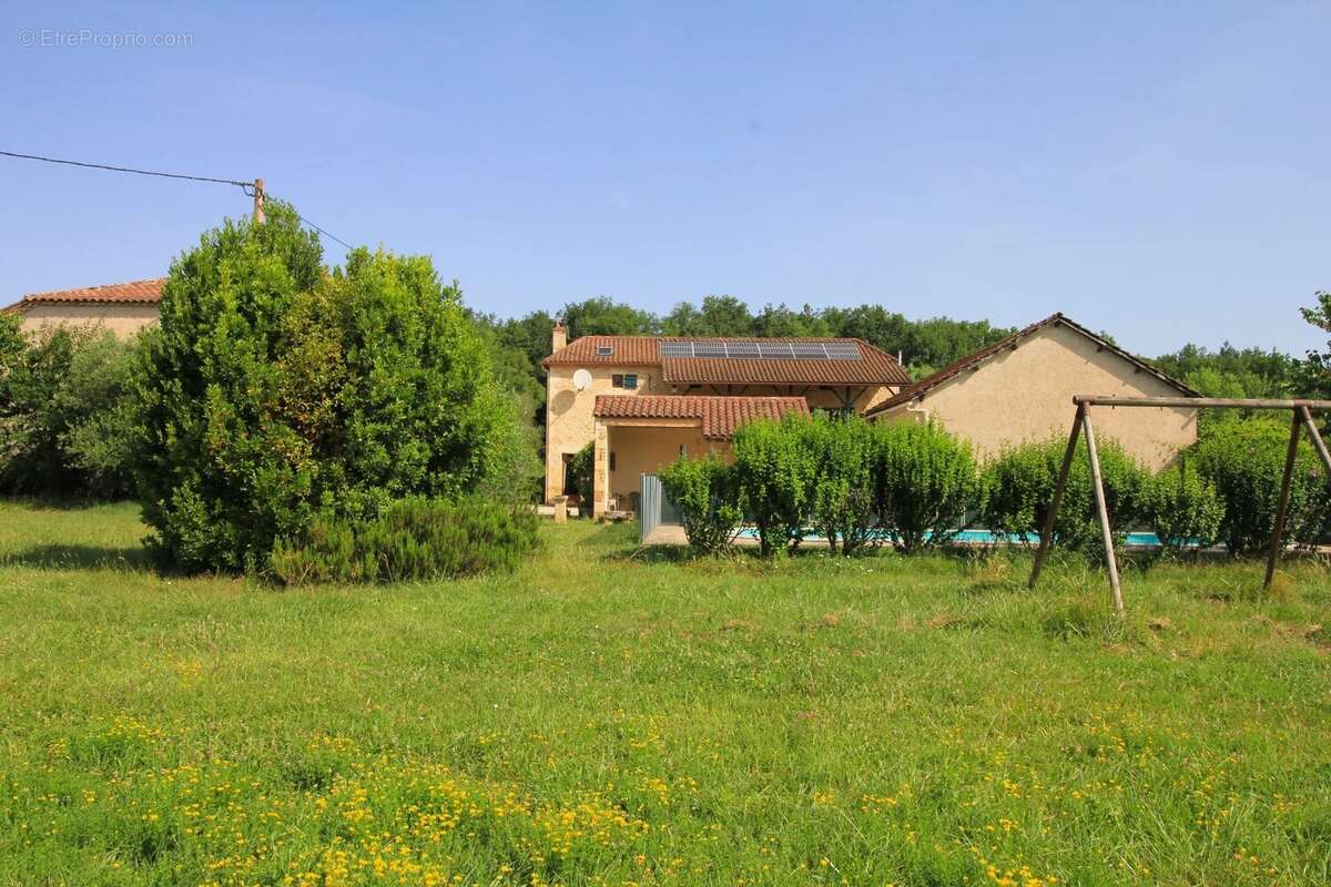 Maison à PUY-L'EVEQUE