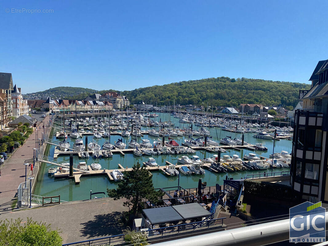 Appartement à DIVES-SUR-MER