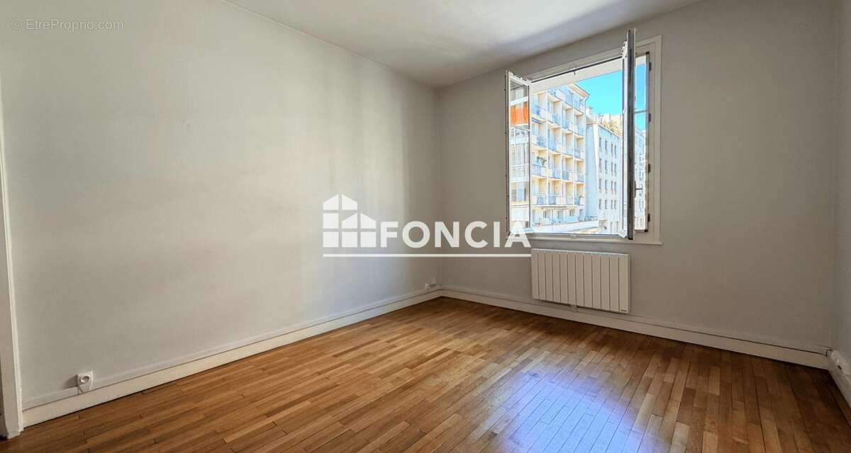 Exclusivité Lyon 6 rue Sully - T2 à Vendre secteur Massena - photo 2