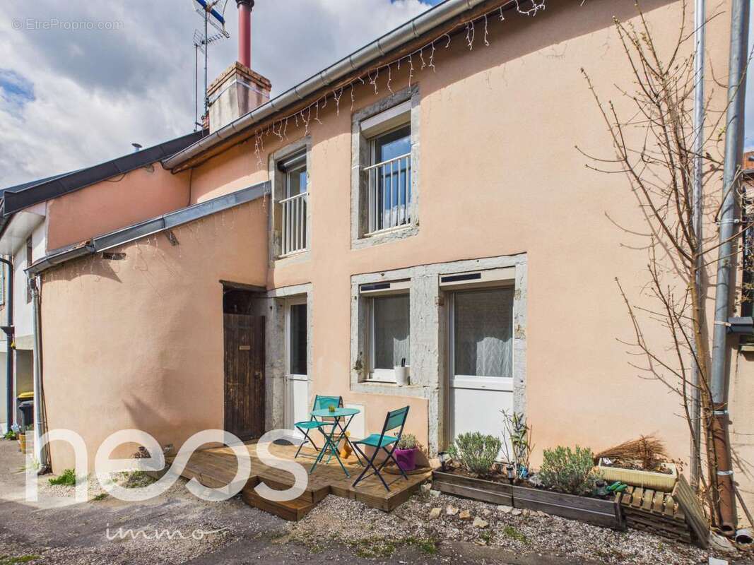 Maison à VELARS-SUR-OUCHE