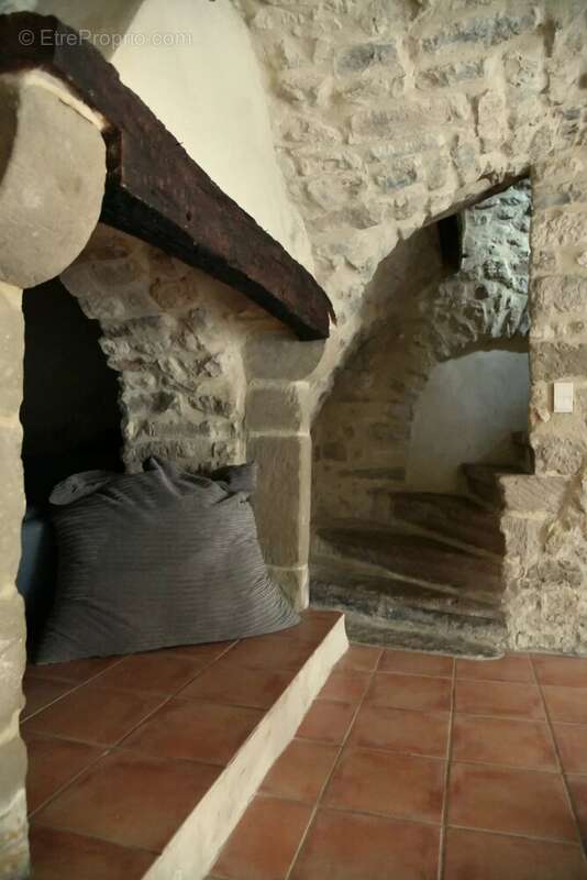 Appartement à UZES