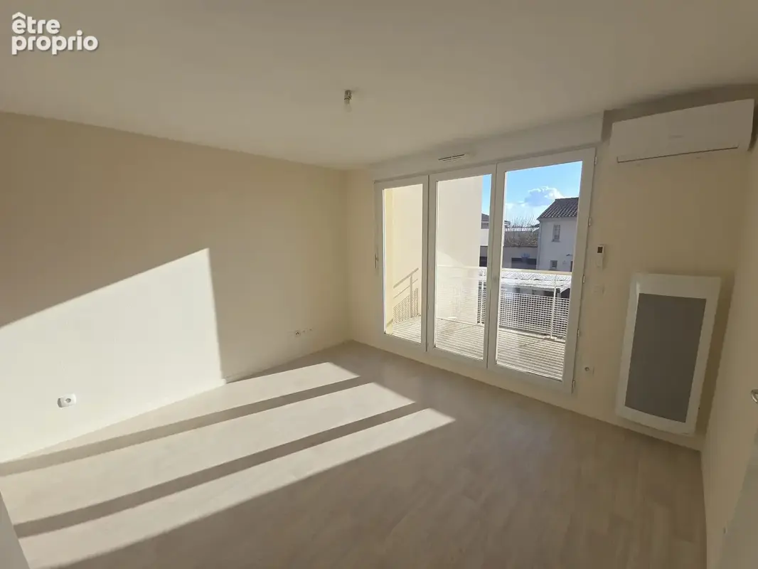 T2  renové de 41m2 avec 2 parkings à Castelginest - photo 3