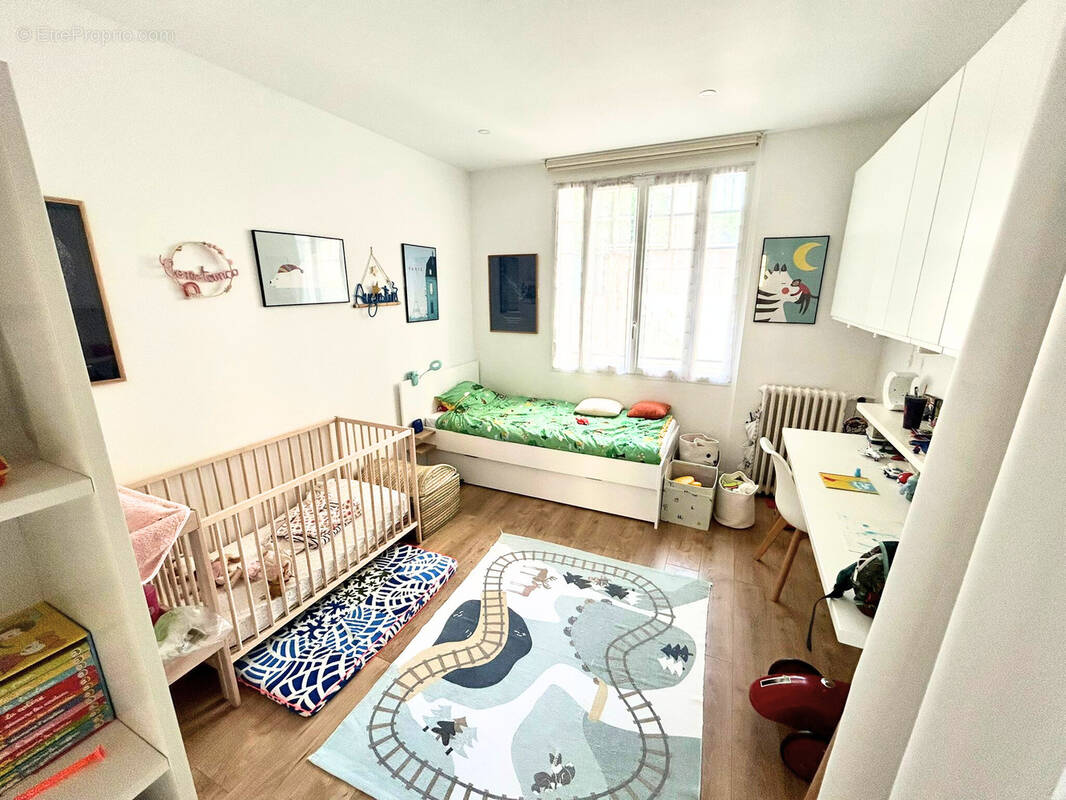 Appartement à SAINT-MAUR-DES-FOSSES