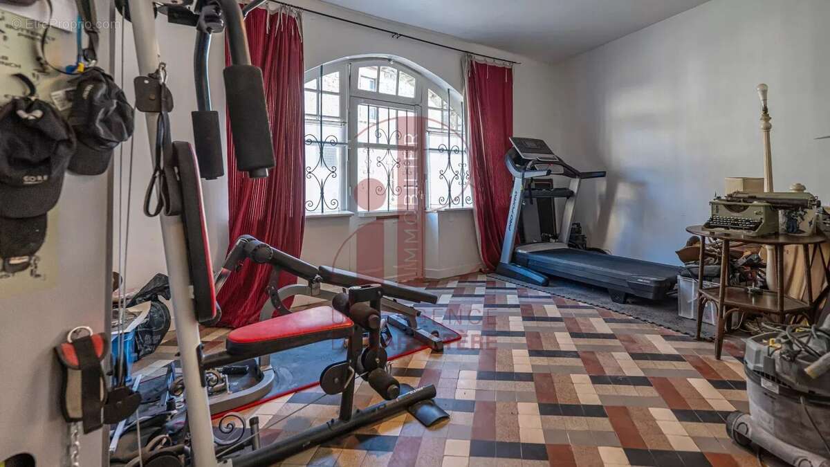 Maison à FONTAINEBLEAU