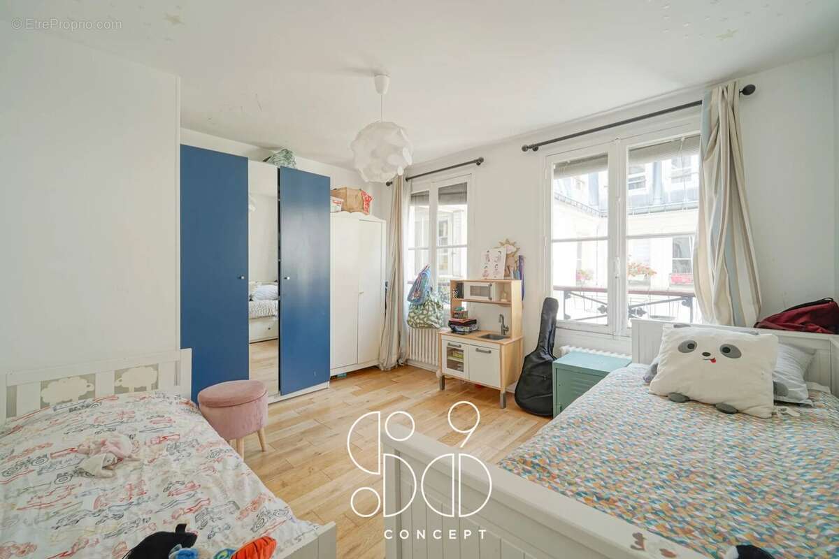 Appartement à PARIS-9E