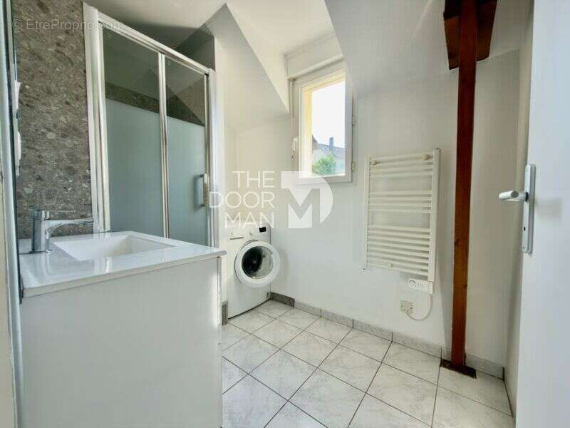 Maison 53000 - photo 6
