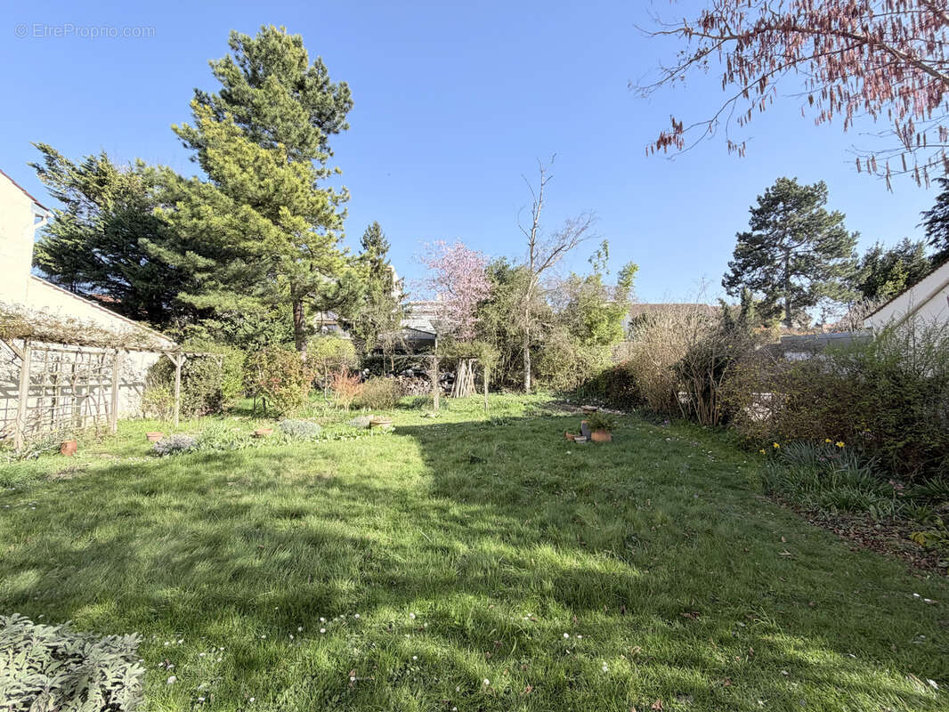 Maison à RUEIL-MALMAISON