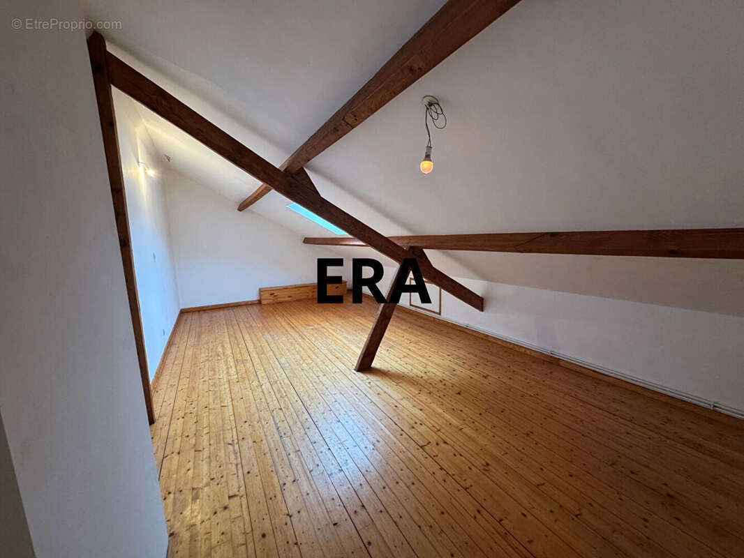 Maison à BONNINGUES-LES-CALAIS