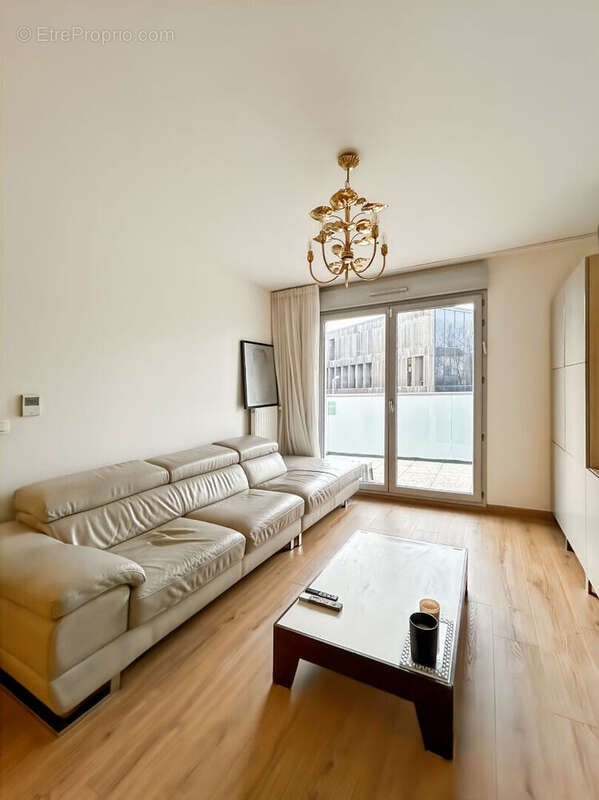 Appartement à ROSNY-SOUS-BOIS