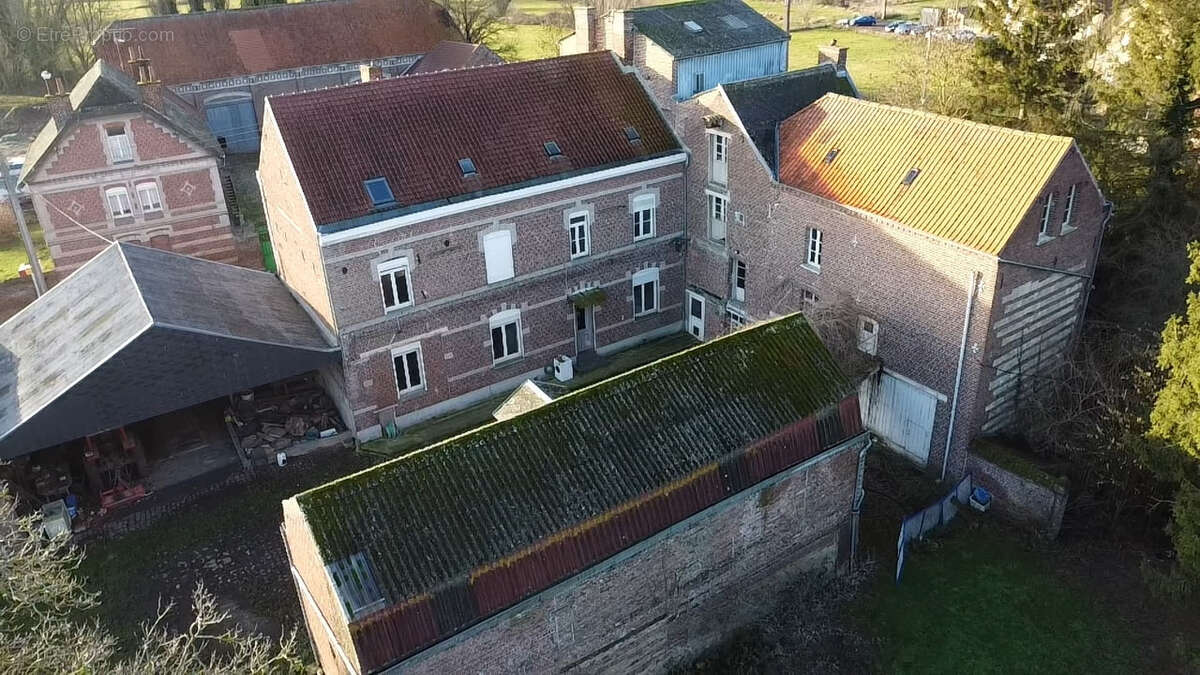 Maison à MONCHAUX-SUR-ECAILLON