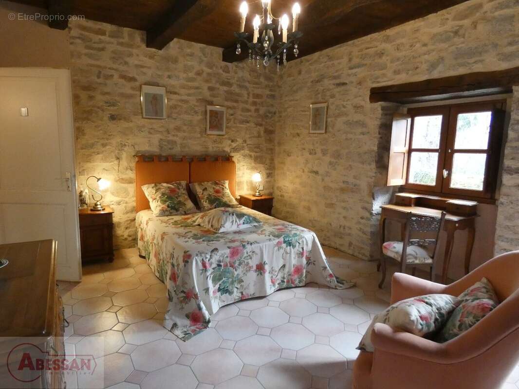 Maison à CORDES-SUR-CIEL