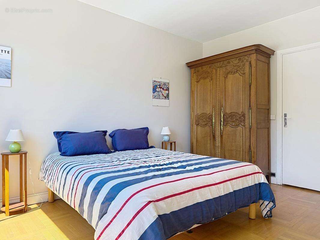Appartement à GARCHES
