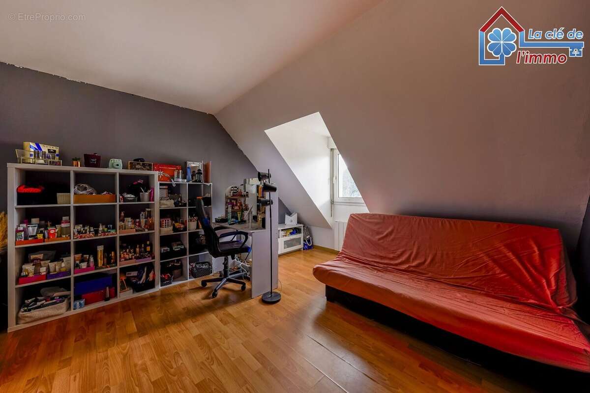 Appartement à MOISSY-CRAMAYEL