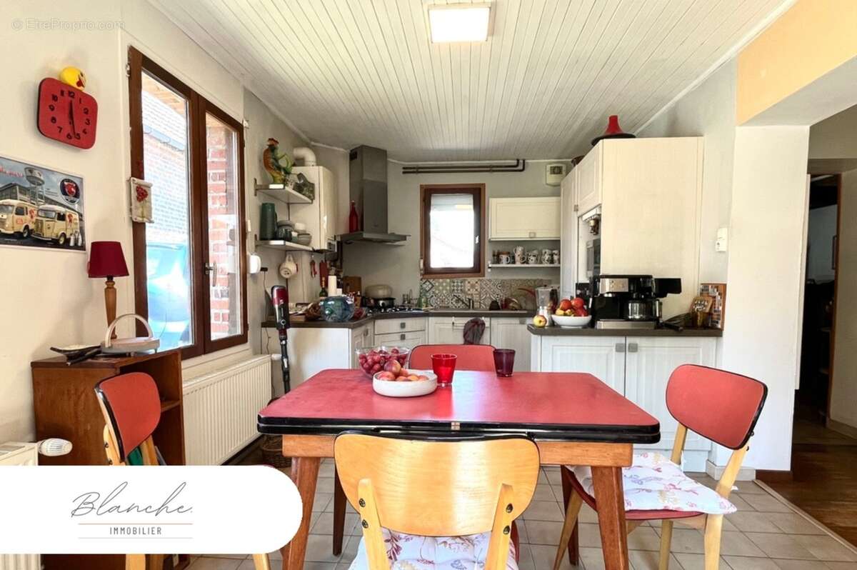 Maison à vendre 4 pièces RUMEGIES (59) - photo 4