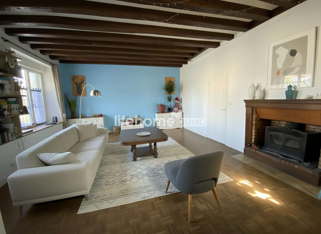 Maison à VILLEDIEU-SUR-INDRE