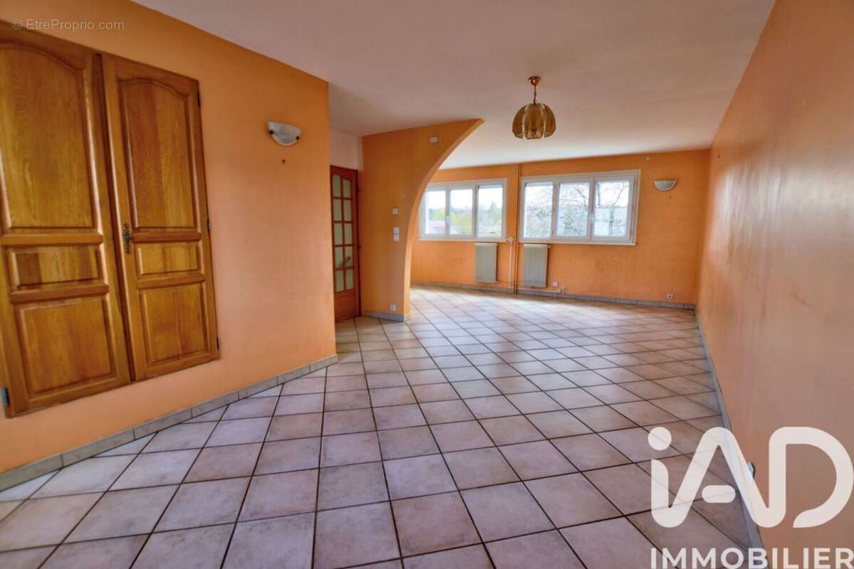 Photo 3 - Maison à CHAMPCUEIL