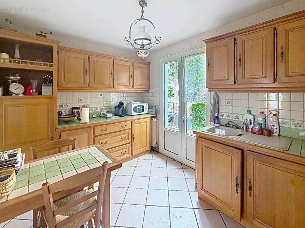 Maison à COULANGES-LES-NEVERS