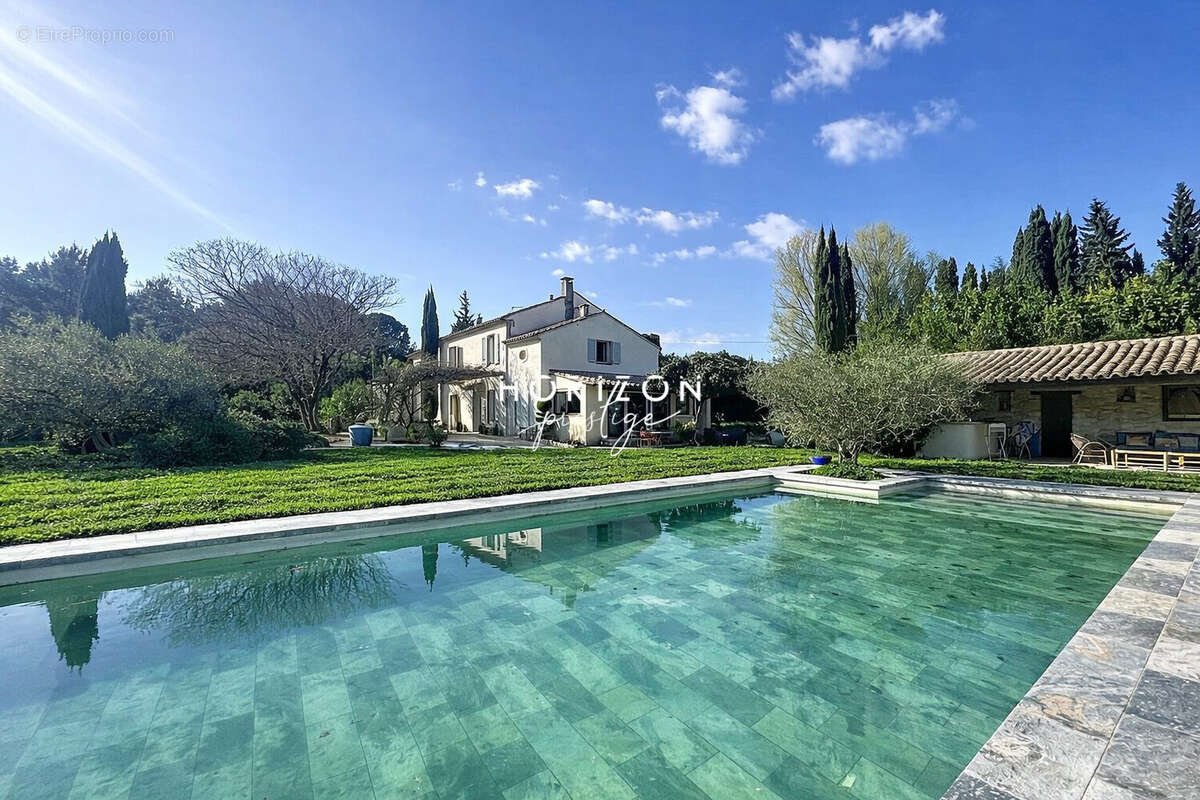 Maison à SAINT-REMY-DE-PROVENCE